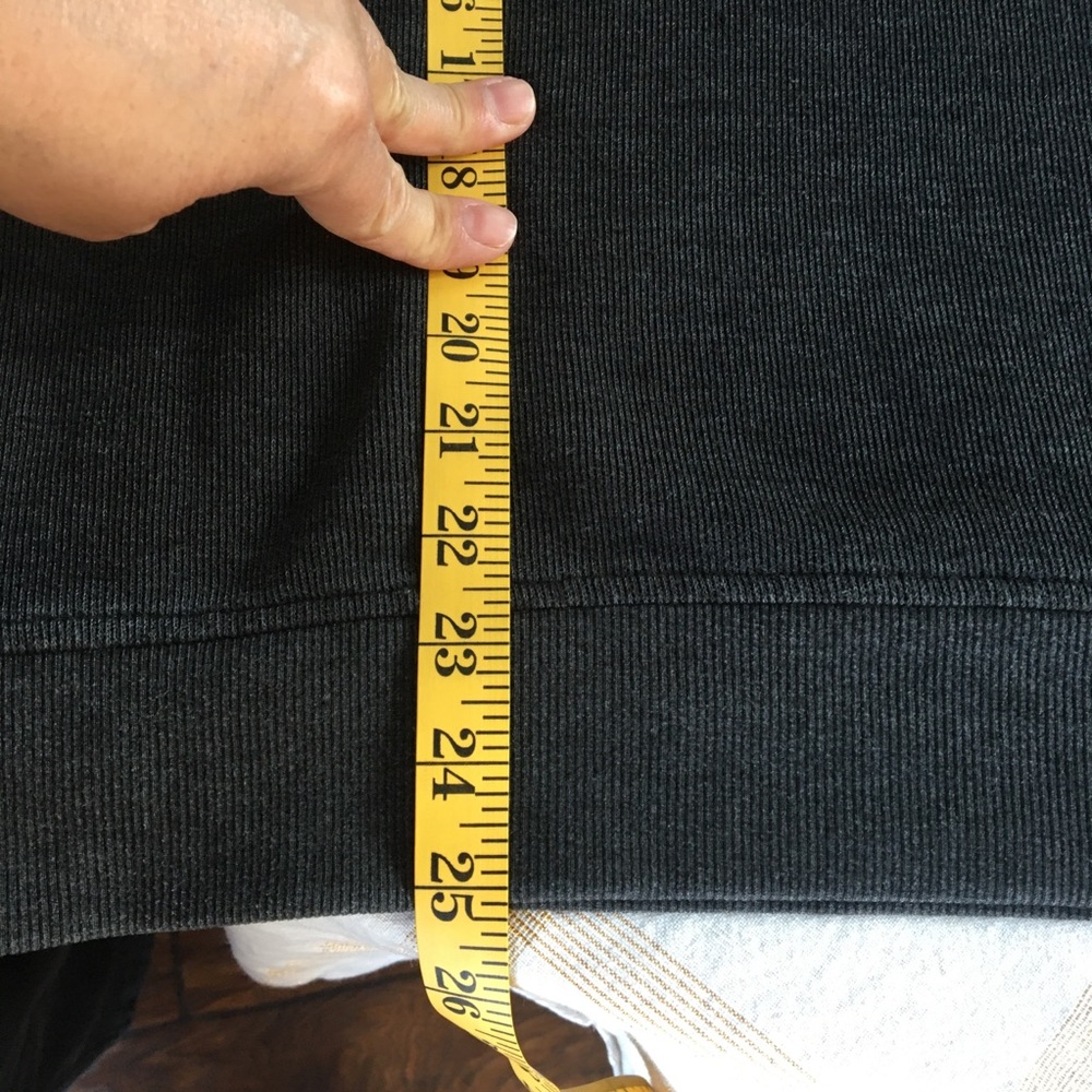 VAN HEUSEN LG CHARCOAL 1/4 ZIP PULLOVER - Picture 2 of 7